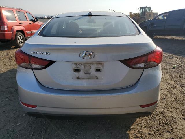  HYUNDAI ELANTRA 2016 Сріблястий