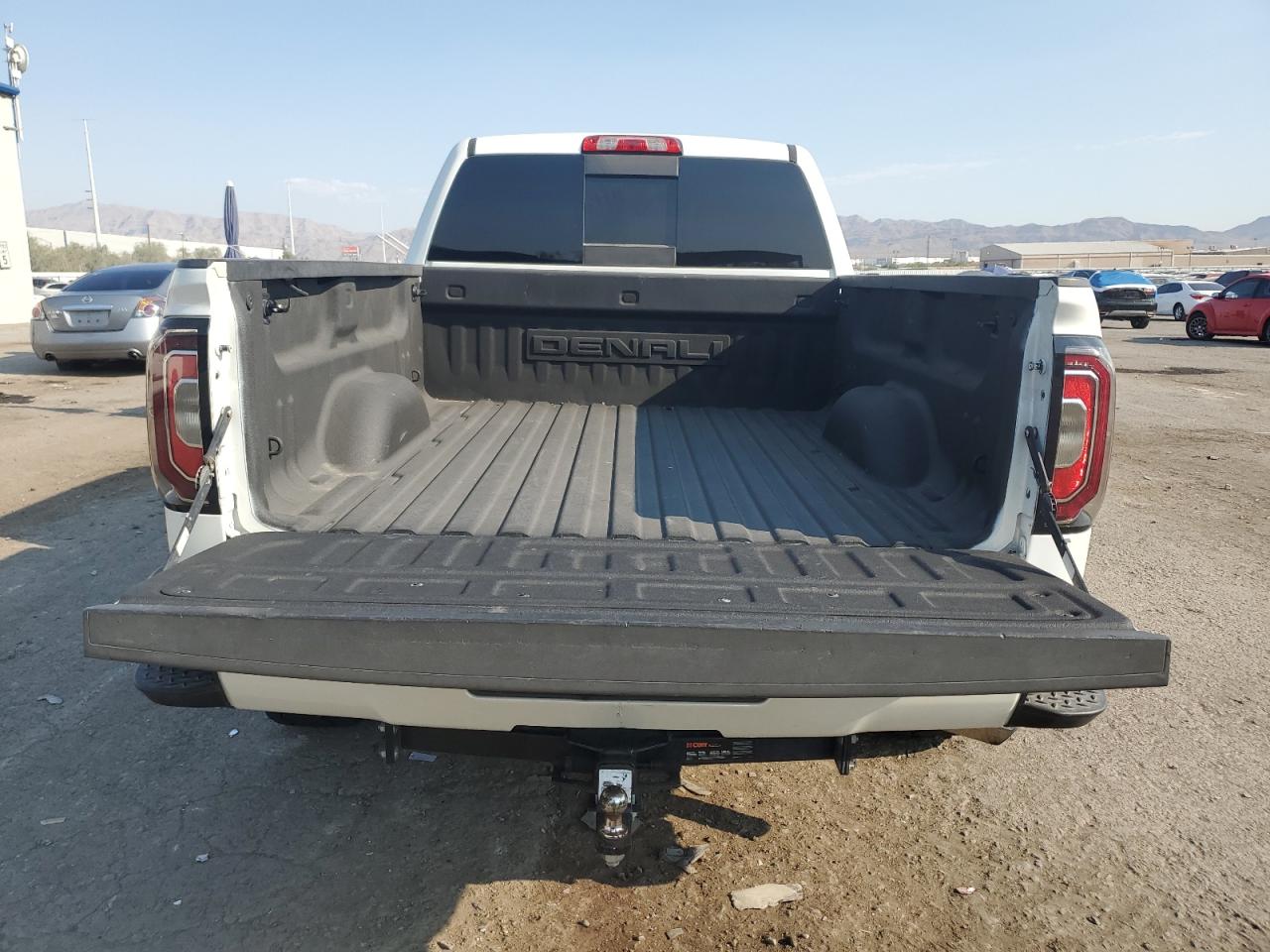 3GTU2PEJXHG484532 2017 GMC Sierra K1500 Denali