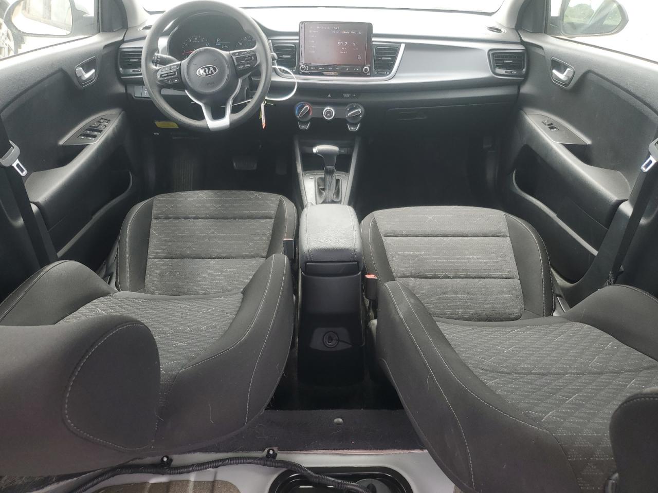 2021 Kia Rio - Image 8