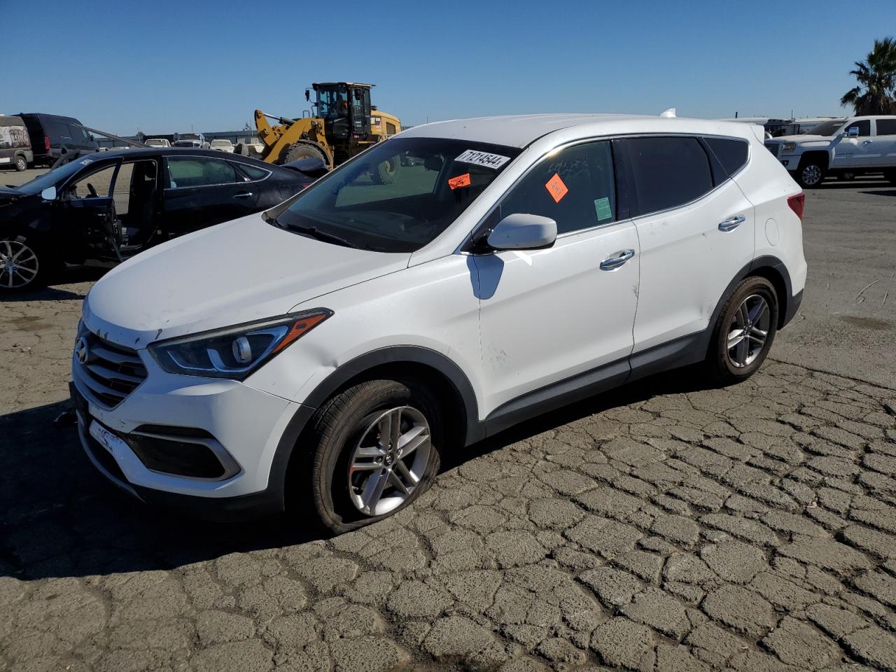 5NMZTDLB5HH029640 2017 HYUNDAI SANTA FE - Image 1