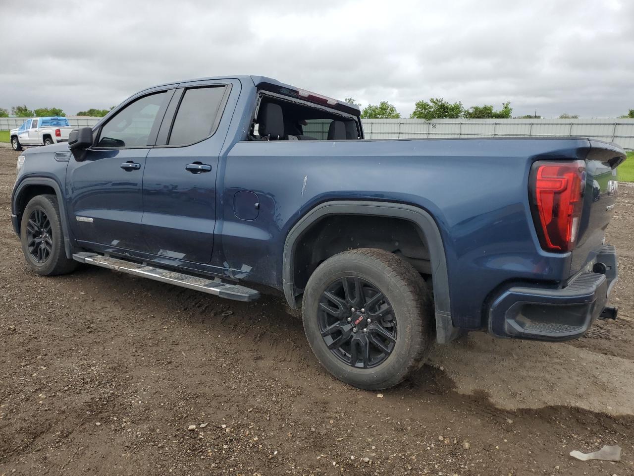 2021 GMC Sierra - Image 2
