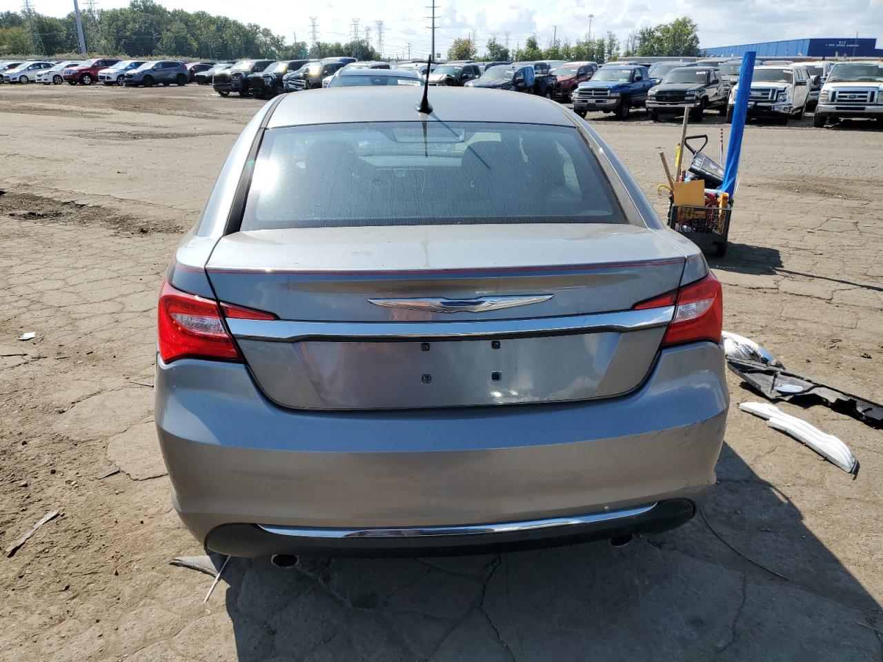 1C3CCBBG8CN302612 2012 Chrysler 200 Touring