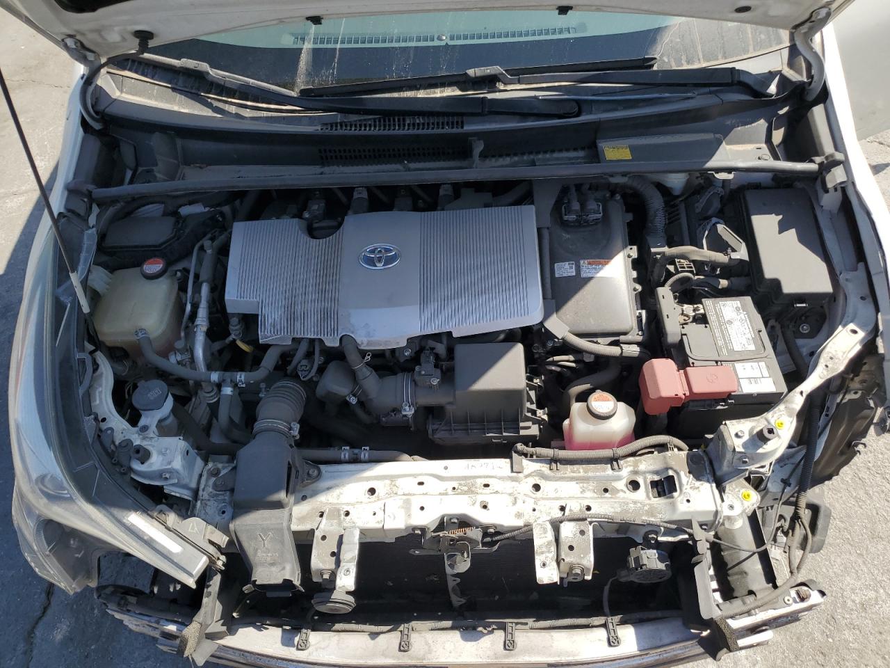 2016 Toyota Prius - Image 13