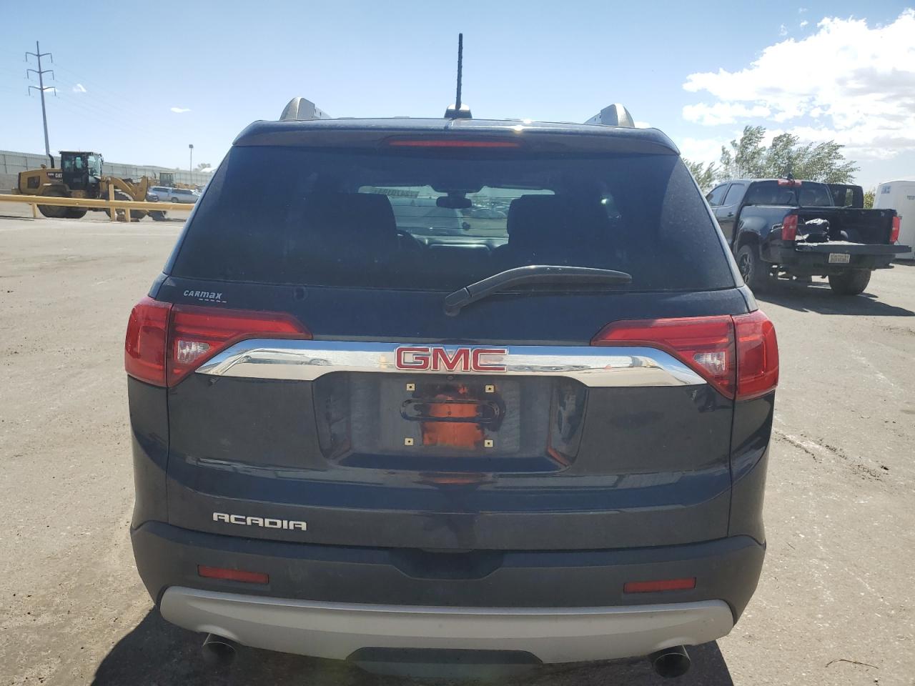 1GKKNNLS4HZ296561 2017 GMC Acadia Slt-2