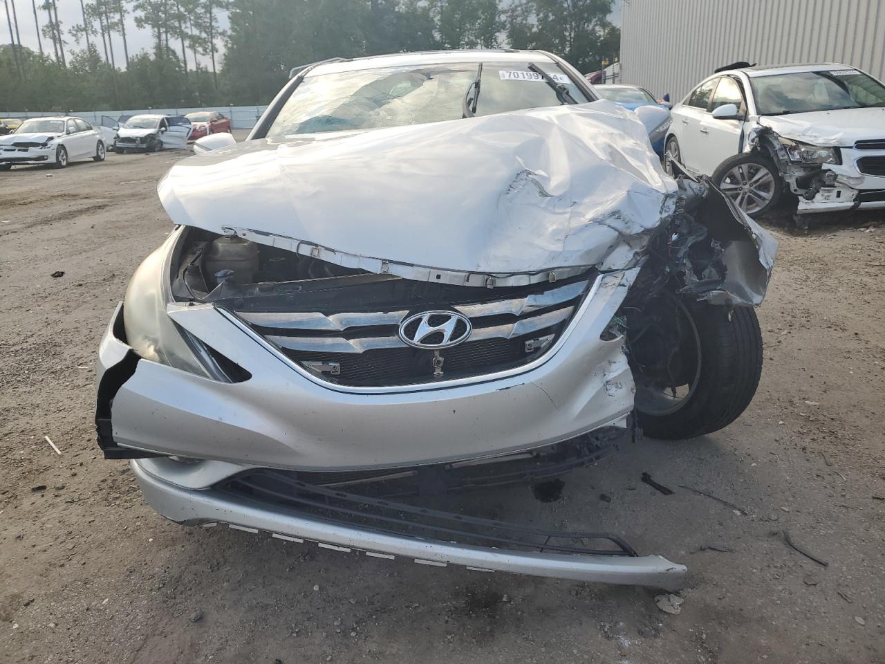 2011 Hyundai Sonata - Image 5