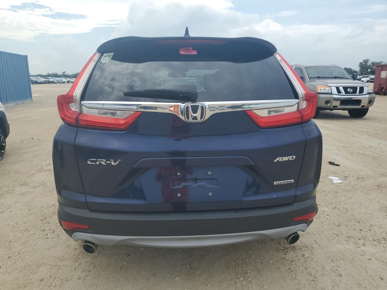 2HKRW2H9XJH602171 2018 Honda Cr-V Touring