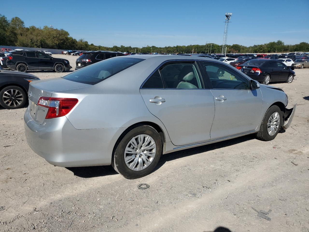 VIN 4T4BF1FK7DR290808 2013 TOYOTA CAMRY no.3