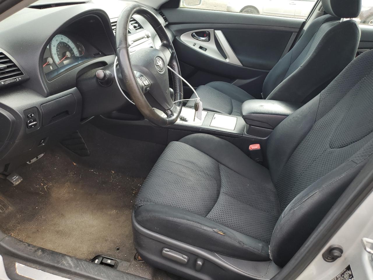 2010 Toyota Camry - Image 7
