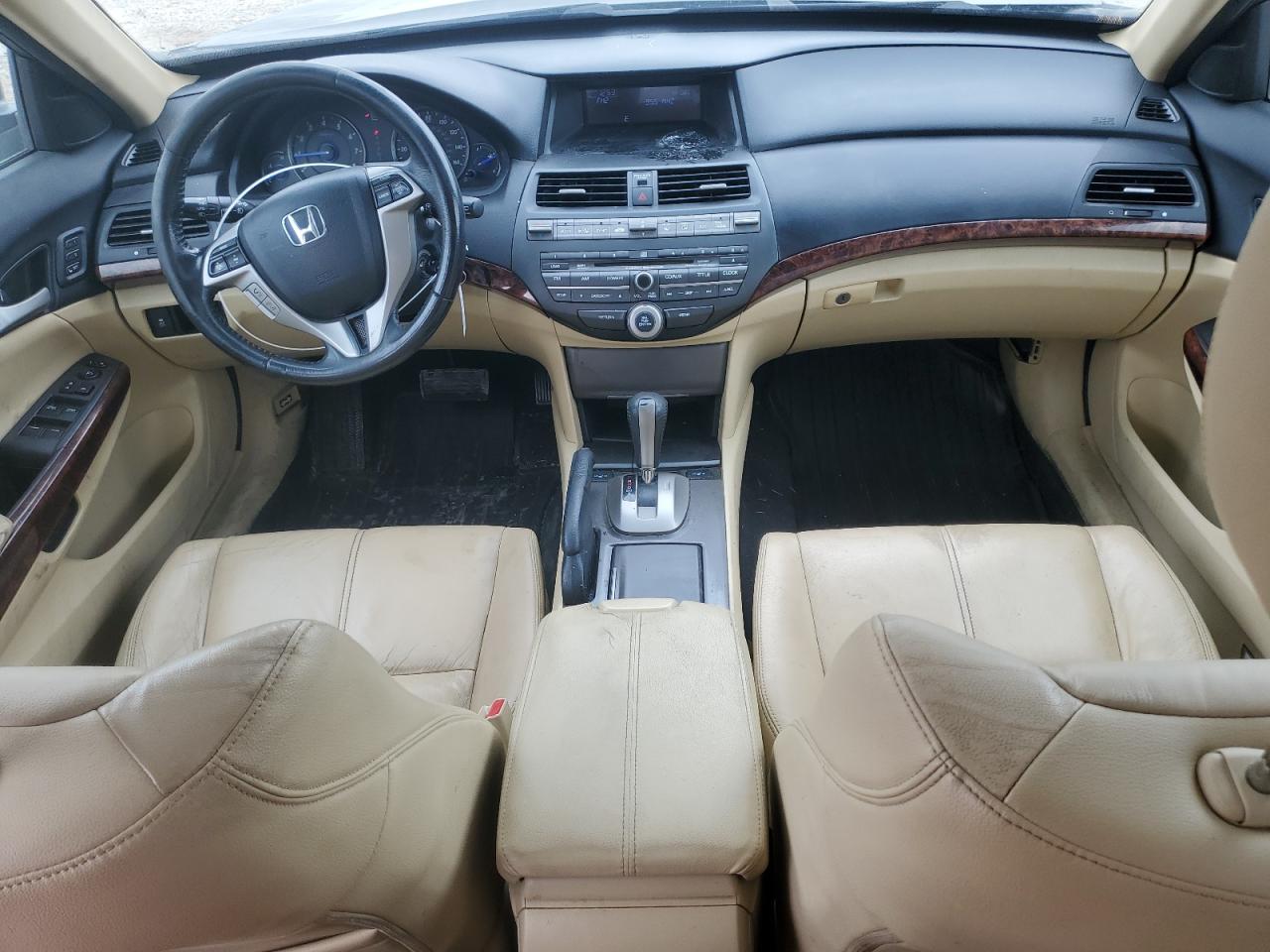 2011 Honda Accord - Image 8