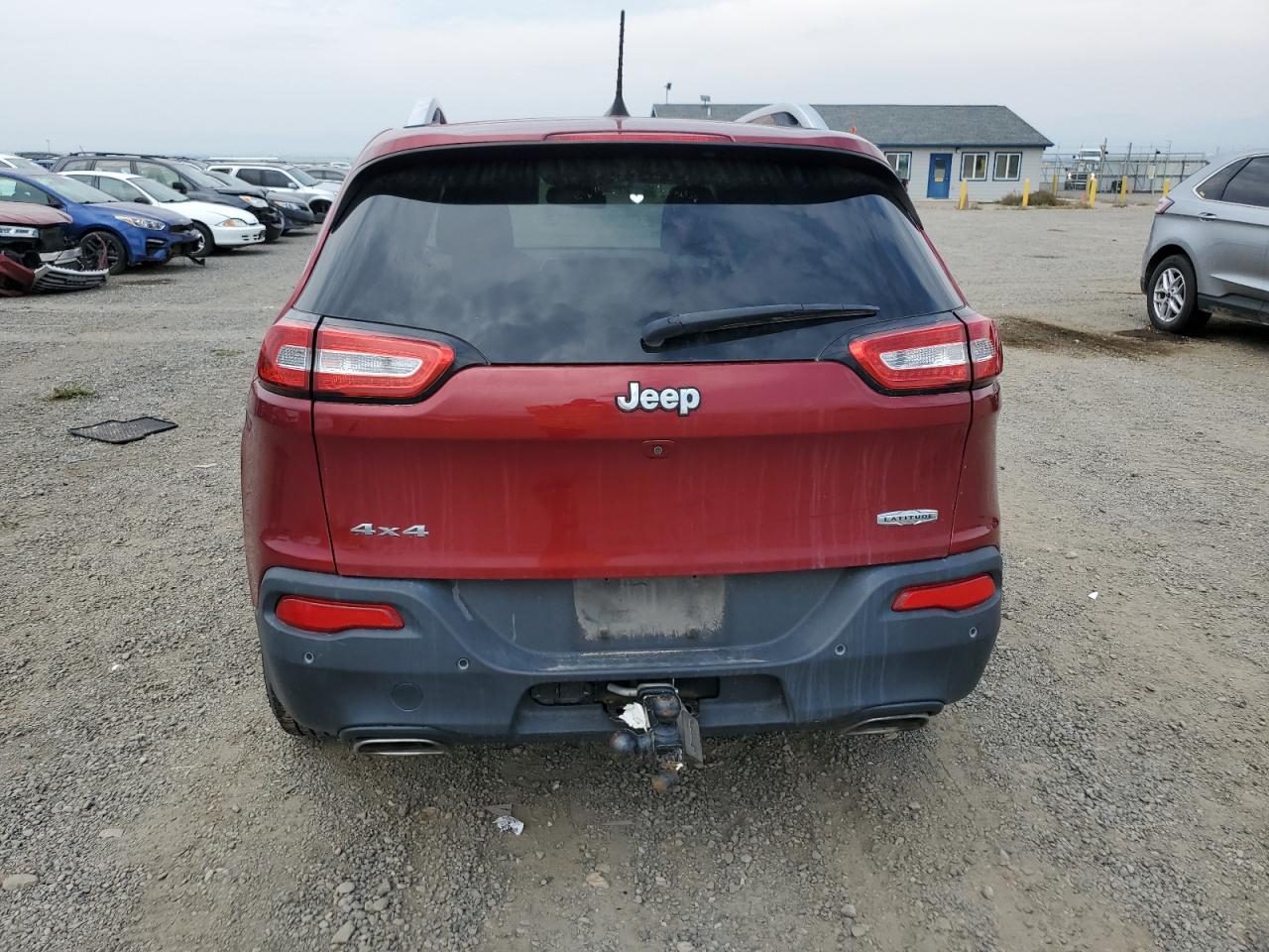 2016 Jeep Cherokee Latitude VIN: 1C4PJMCS5GW304173 Lot: 71229344