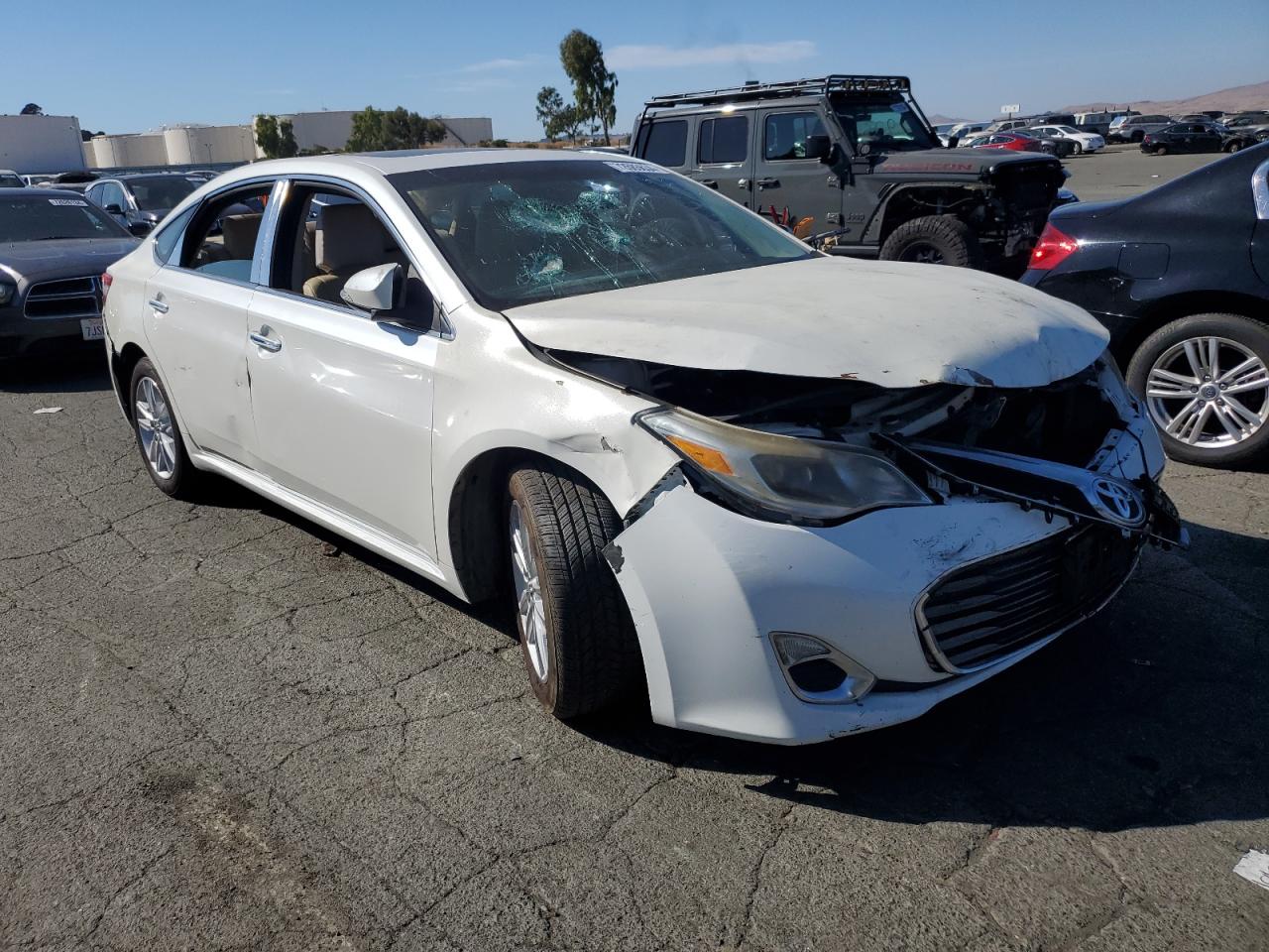 VIN 4T1BK1EB9DU060386 2013 TOYOTA AVALON no.4