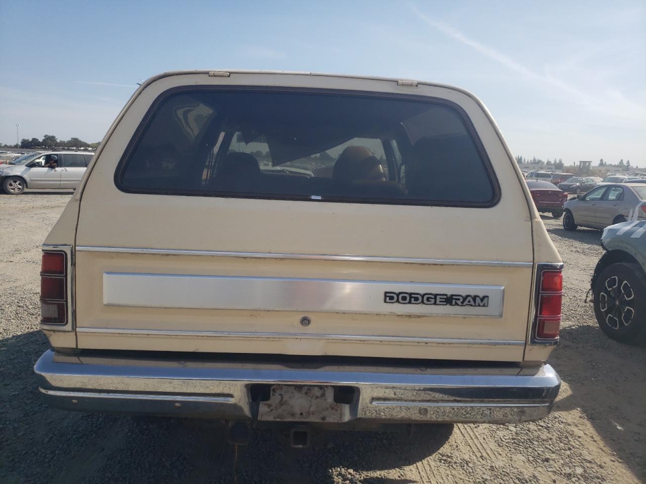 1986 Dodge Ramcharger Aw-100 VIN: 3B4GW12T5GM625525 Lot: 71829774