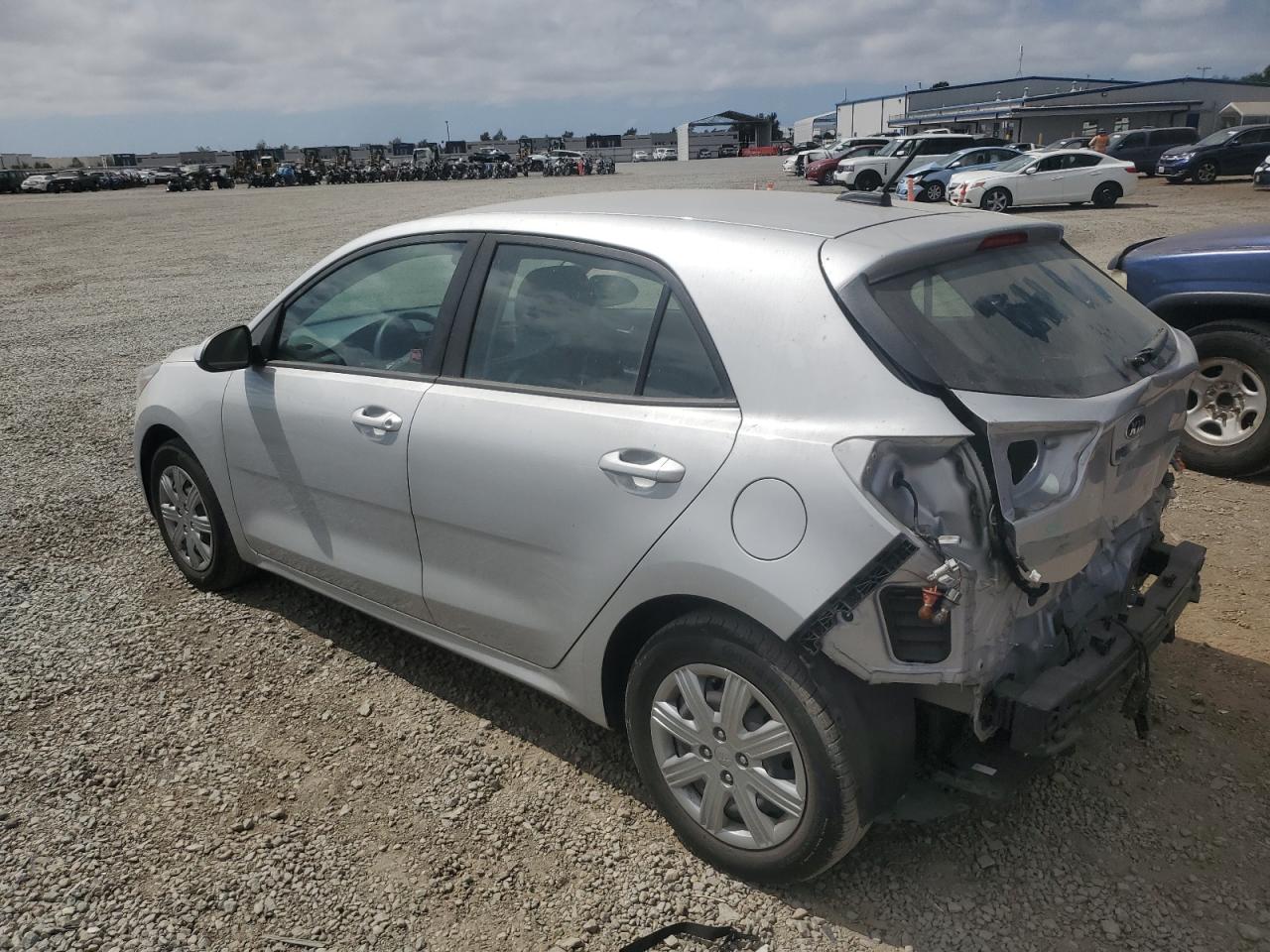 2021 Kia Rio - Image 2