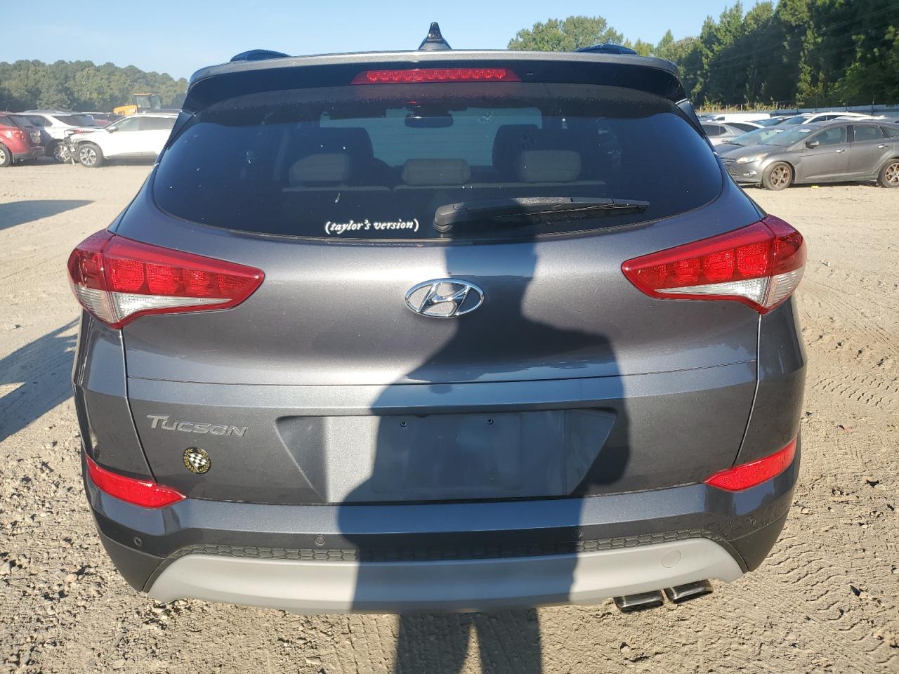 KM8J33A20JU804589 2018 Hyundai Tucson Value