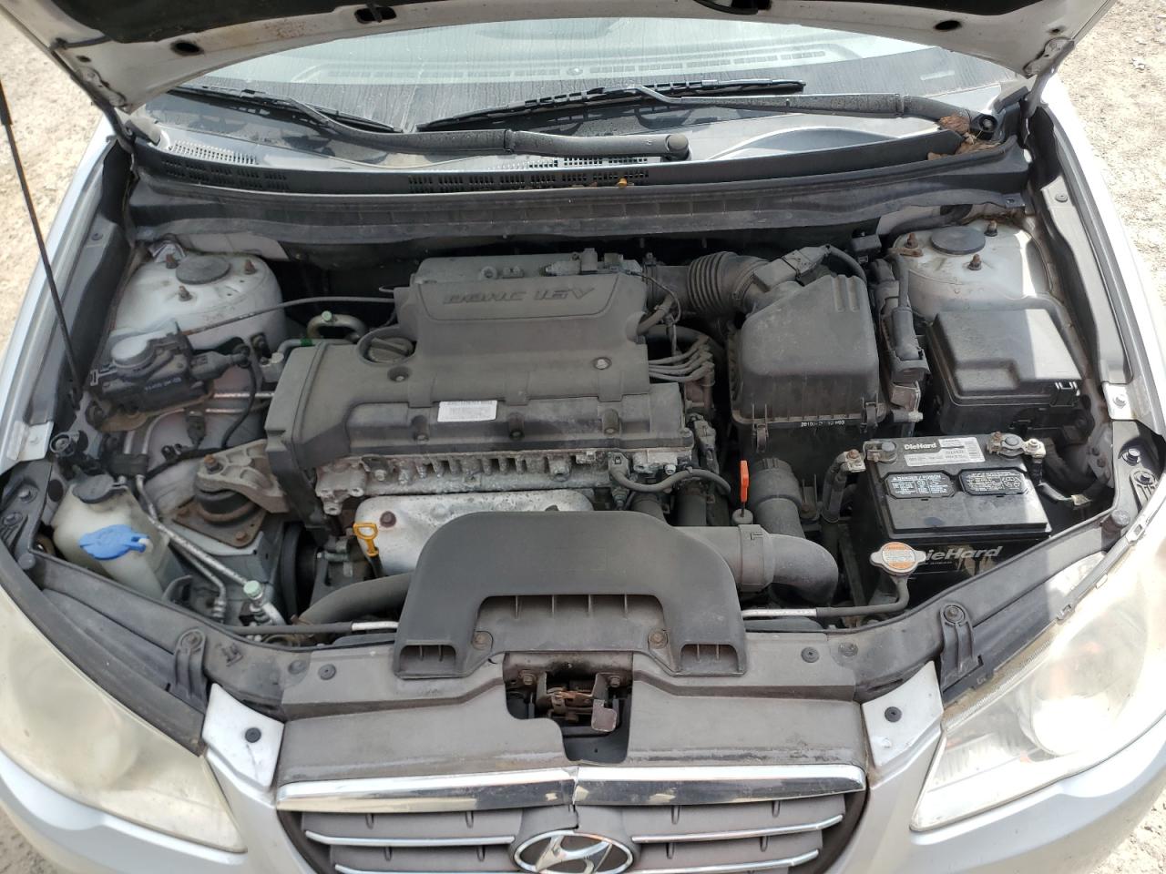 2009 Hyundai Elantra - Image 12