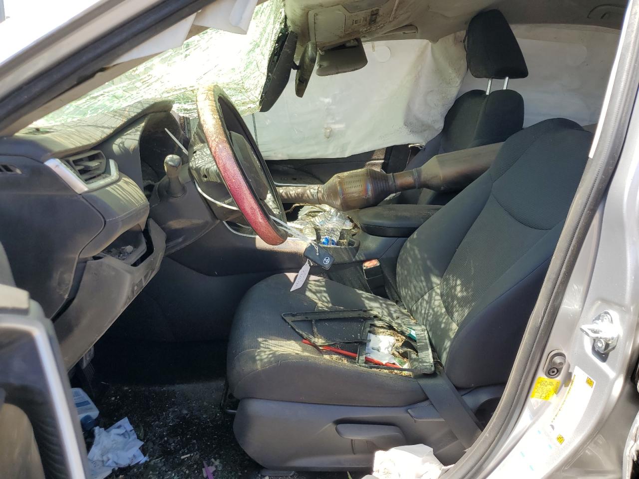 2019 Toyota RAV 4 - Image 7