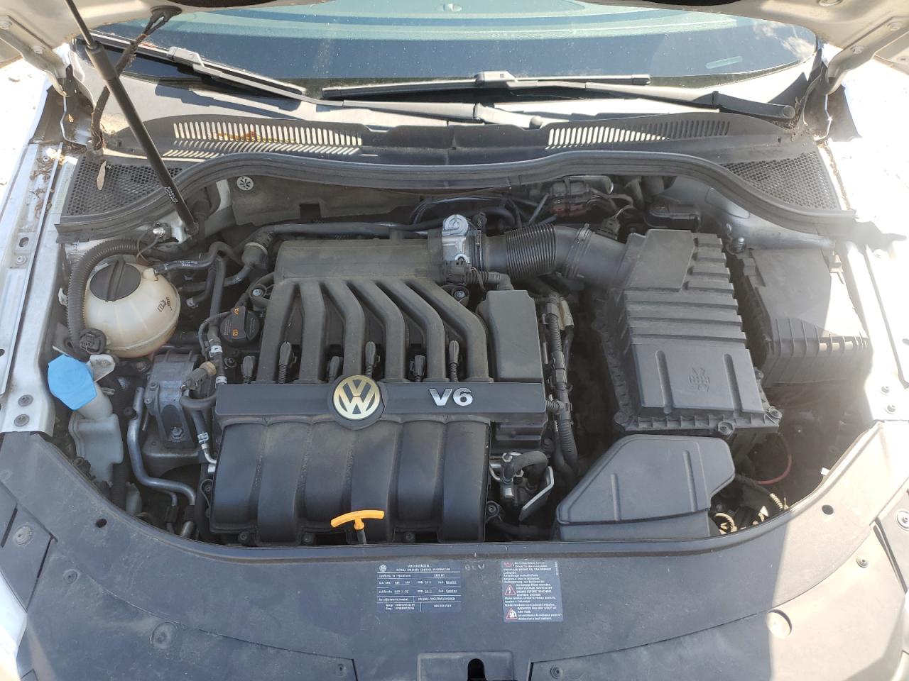 2009 Volkswagen Passat CC - Image 12
