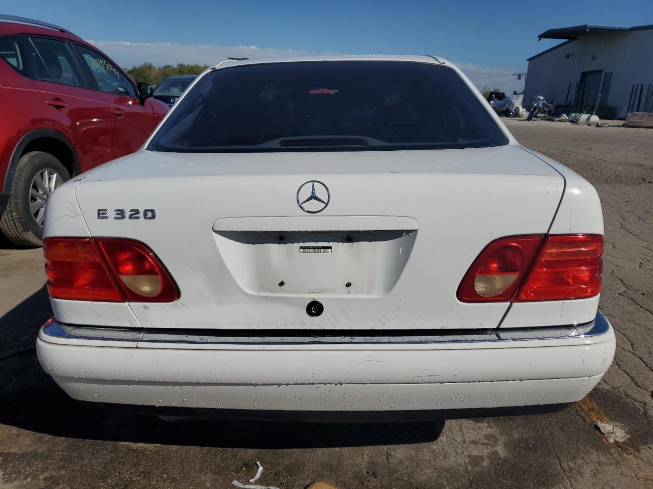 WDBJF65HXXA914389 1999 Mercedes-Benz E 320