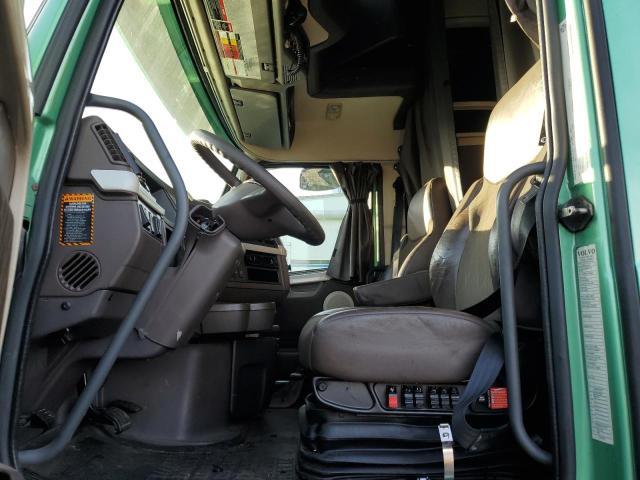 2014 VOLVO VN VNL