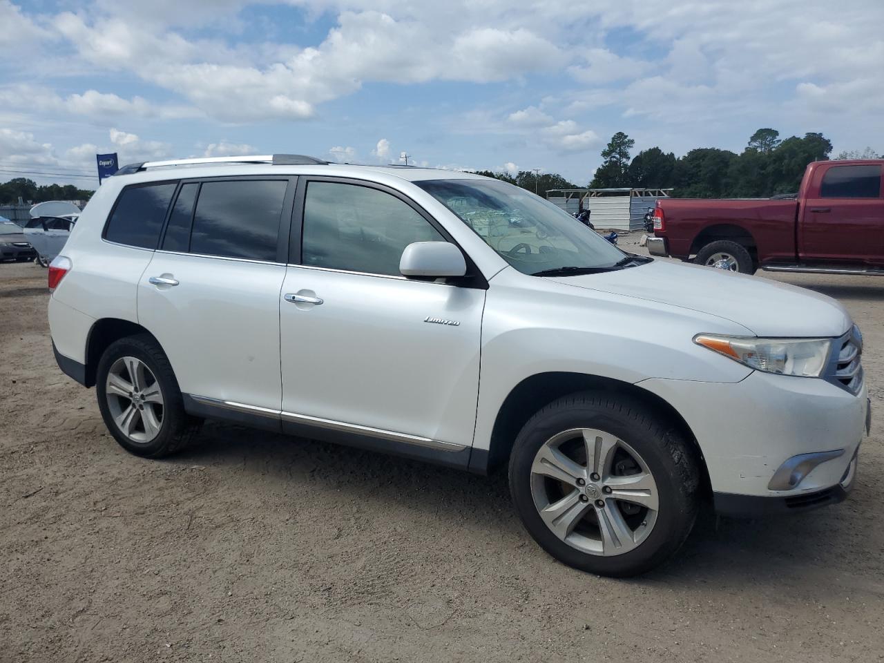 VIN 5TDDK3EH1DS185268 2013 TOYOTA HIGHLANDER no.4