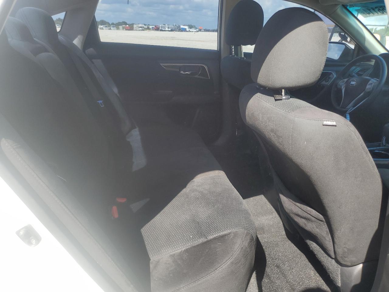 2014 Nissan Altima - Image 10