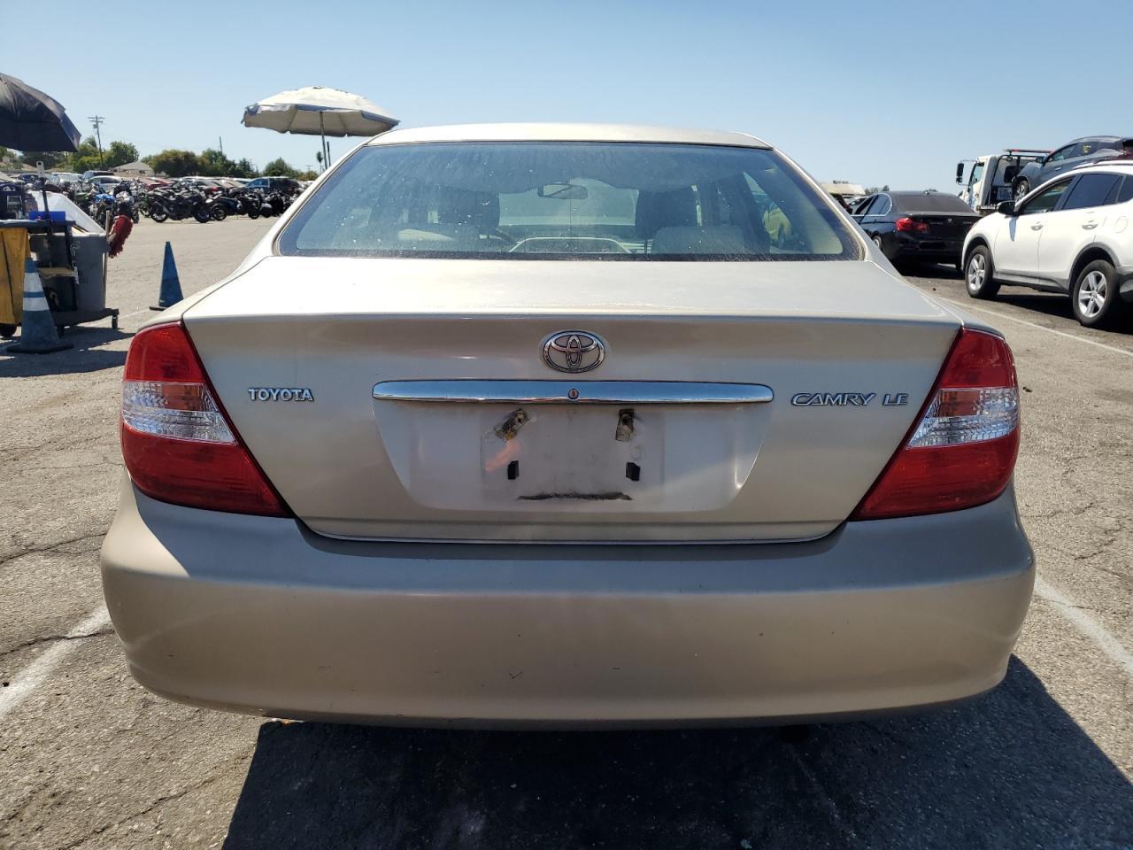 2004 Toyota Camry Le VIN: 4T1BE32K64U834178 Lot: 70283784