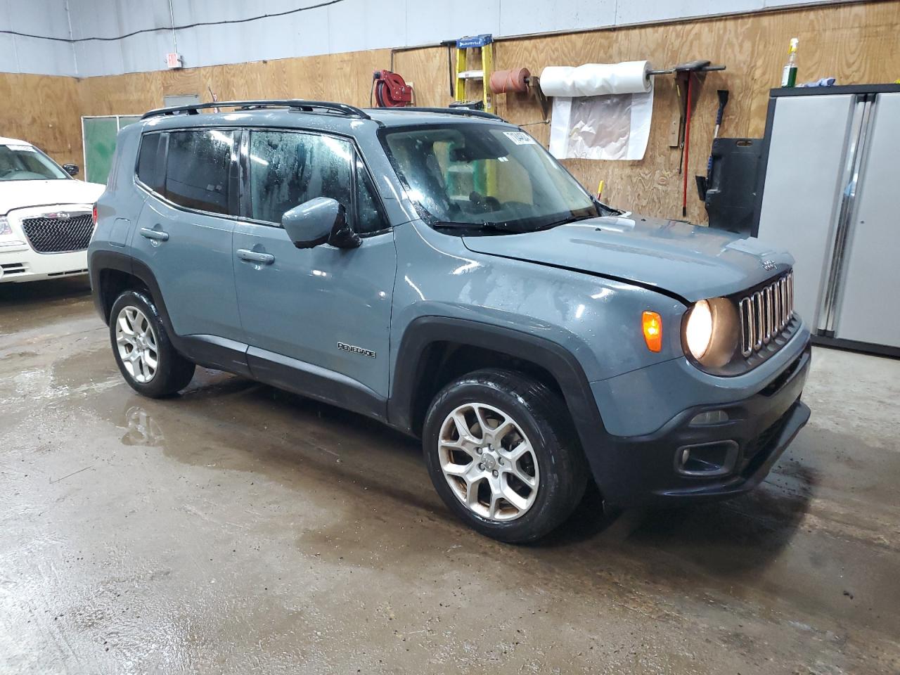 2017 Jeep Renegade Latitude VIN: ZACCJBBB1HPG28028 Lot: 71044824