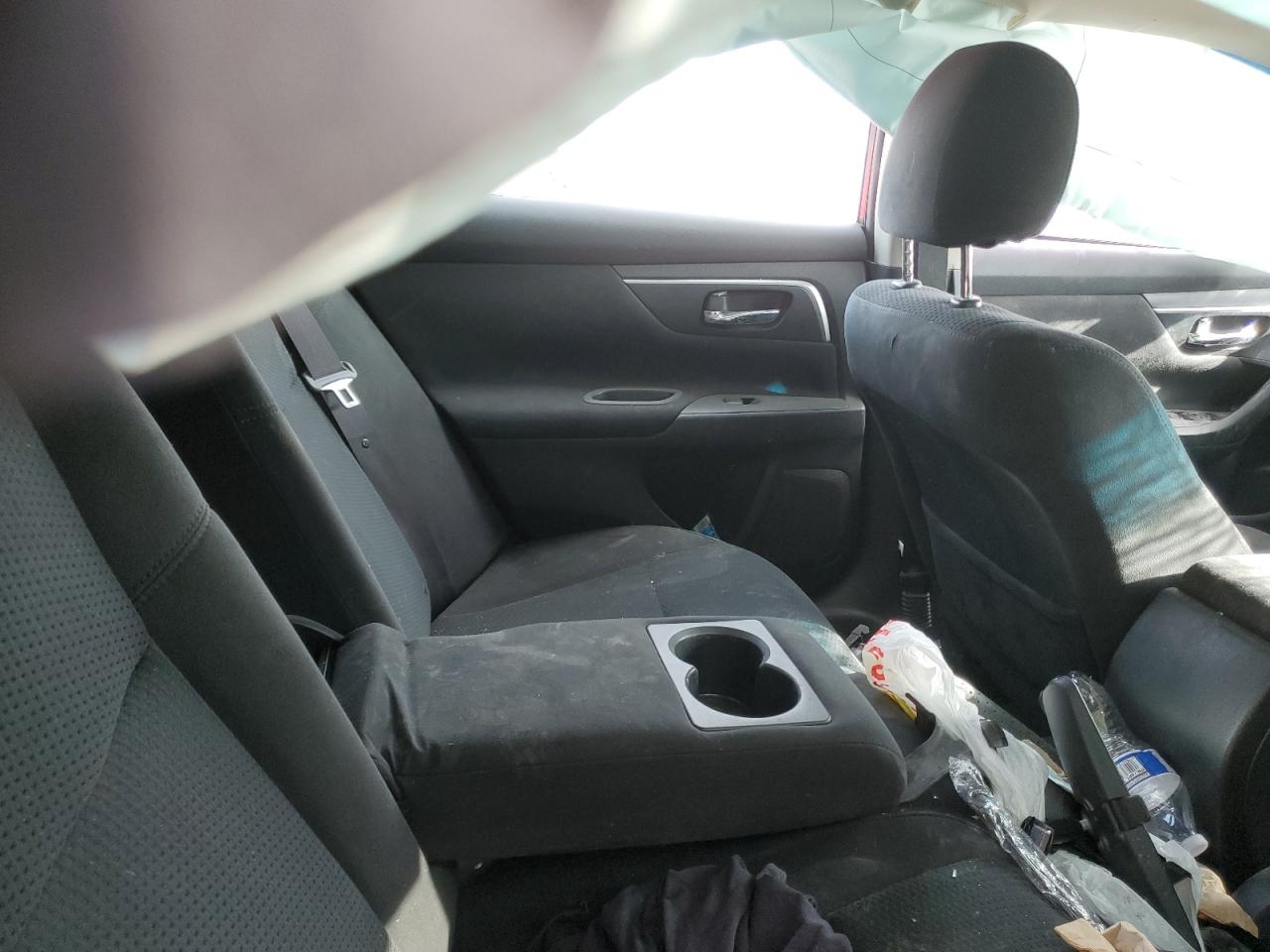 2015 Nissan Altima - Image 10