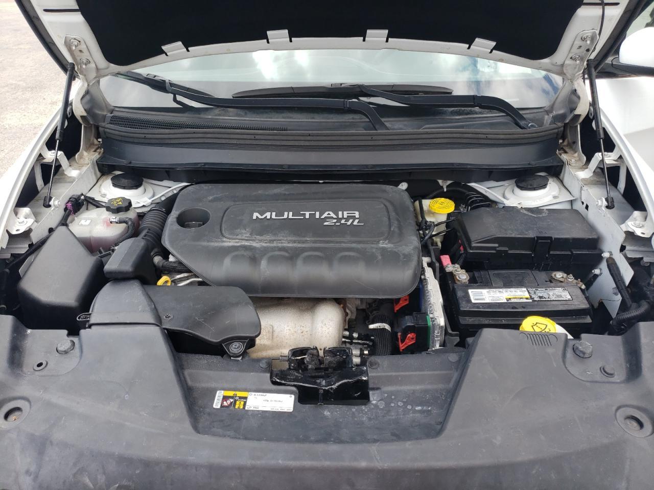 2017 Jeep Cherokee Latitude VIN: 1C4PJLCB2HW572691 Lot: 72765204