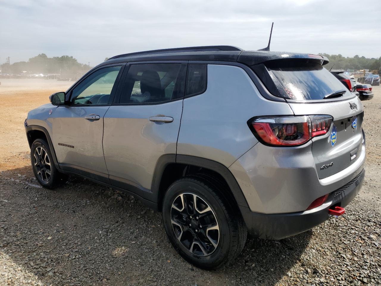 2020 Jeep Compass - Image 2