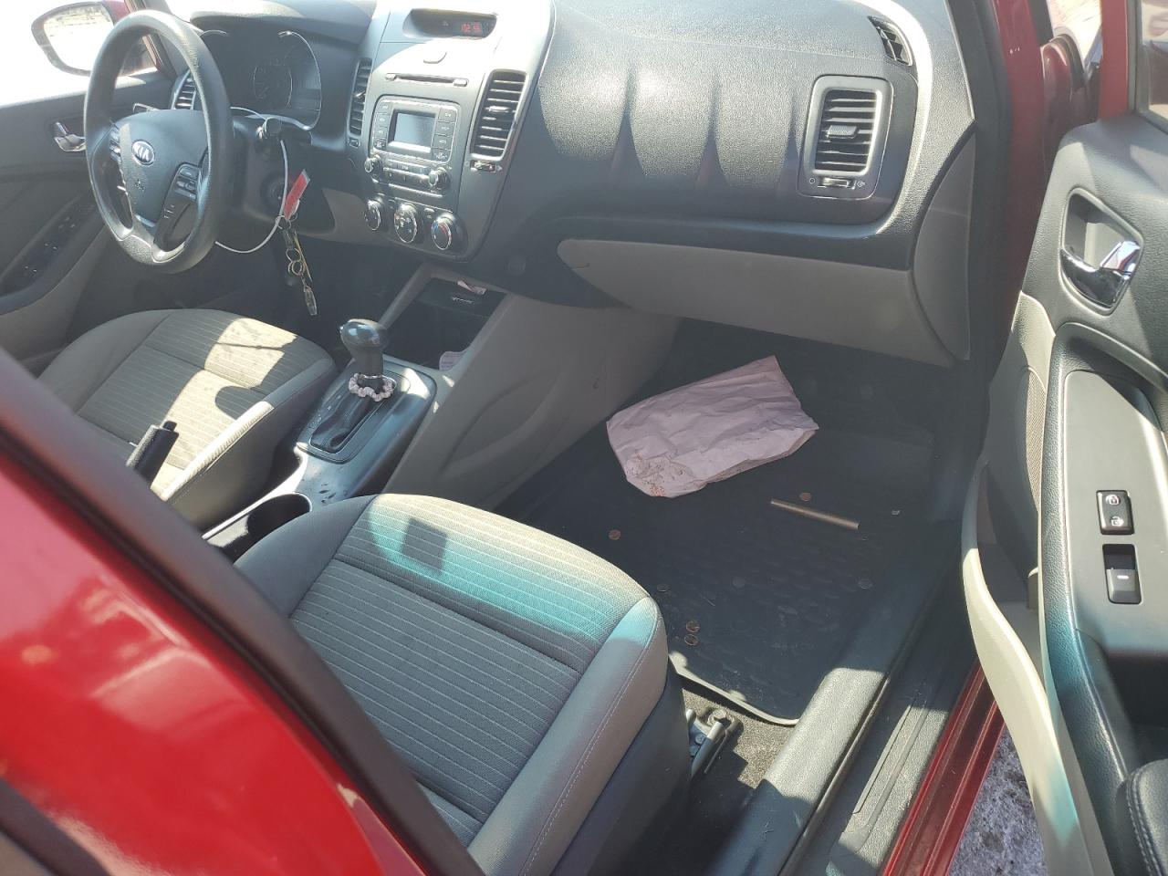2015 Kia Forte - Image 8