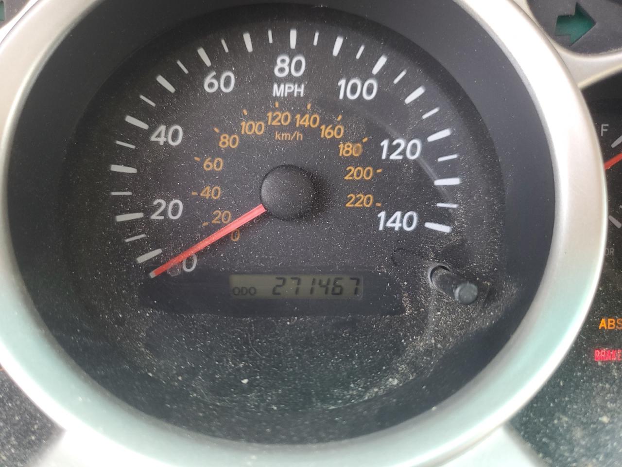 2004 Toyota Highlander - Image 9
