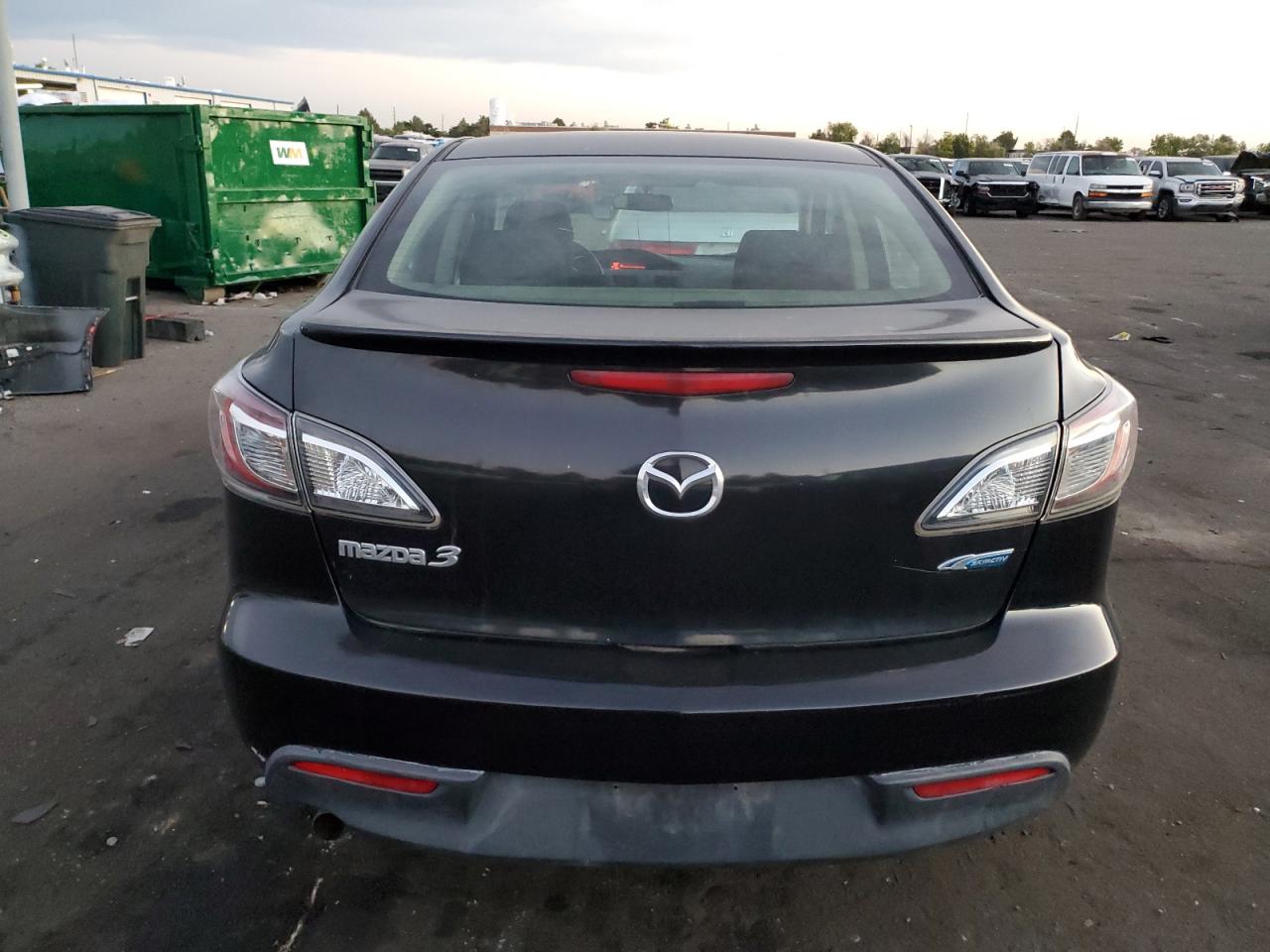 2011 Mazda 3 I VIN: JM1BL1UF0B1403607 Lot: 73783014