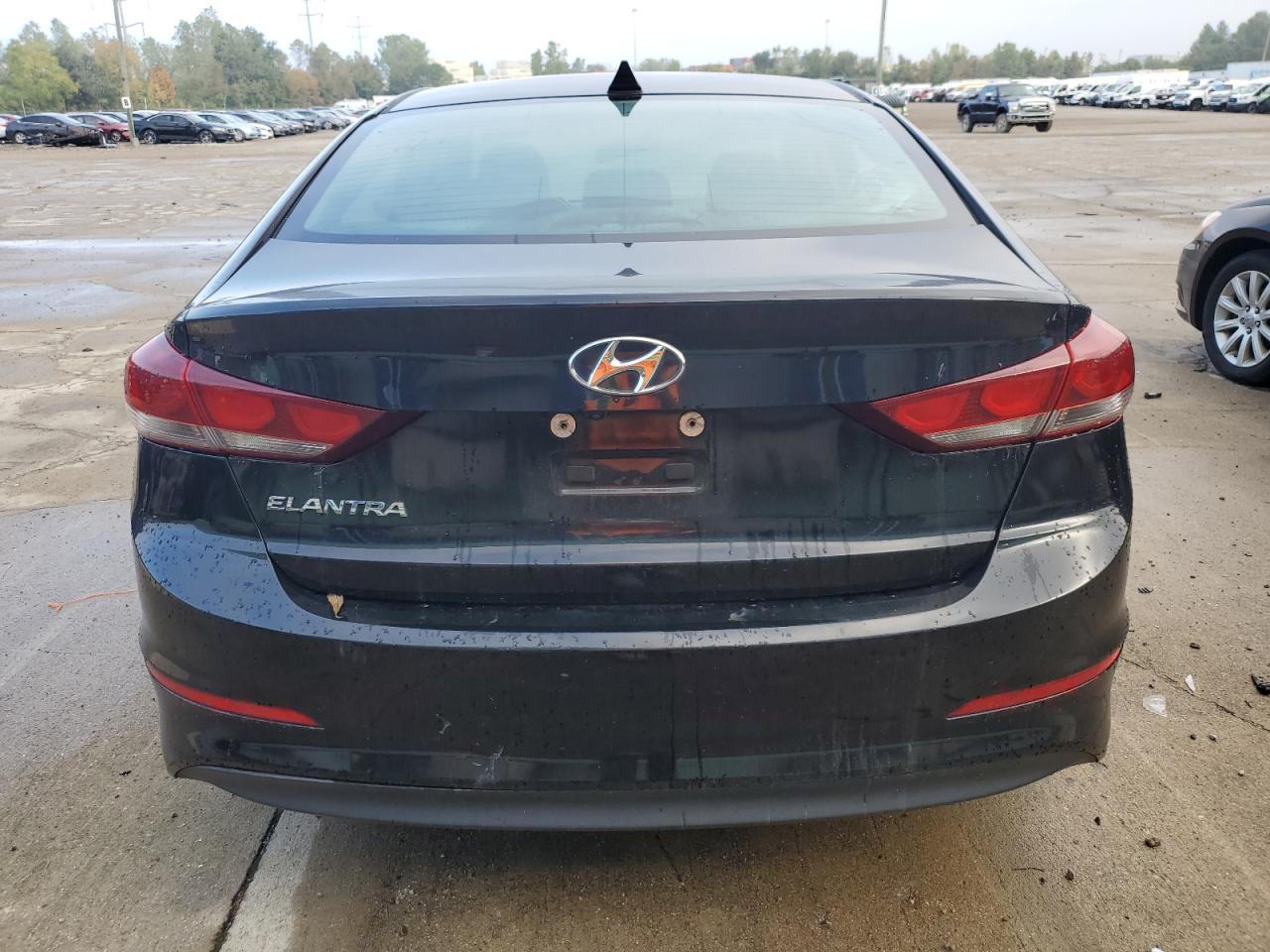 KMHD84LF7JU489424 2018 Hyundai Elantra Sel