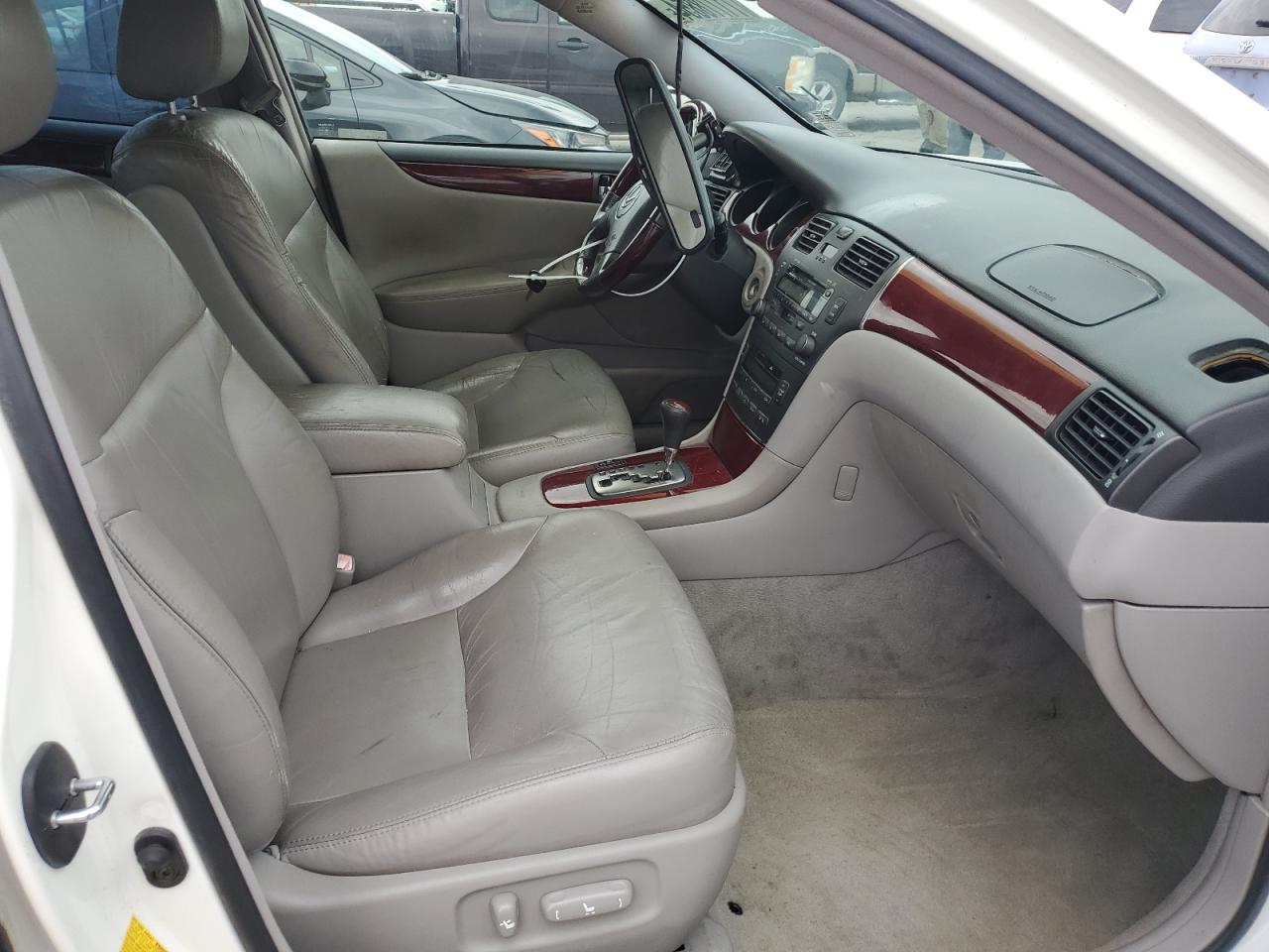 2004 Lexus Es 330 VIN: JTHBA30G145049736 Lot: 71778854