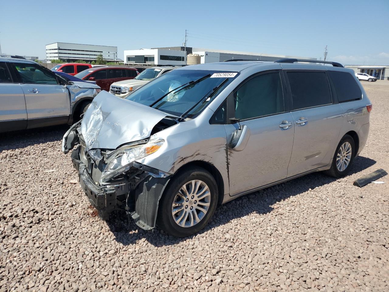 5TDYK3DC3FS683482 2015 TOYOTA SIENNA - Image 1