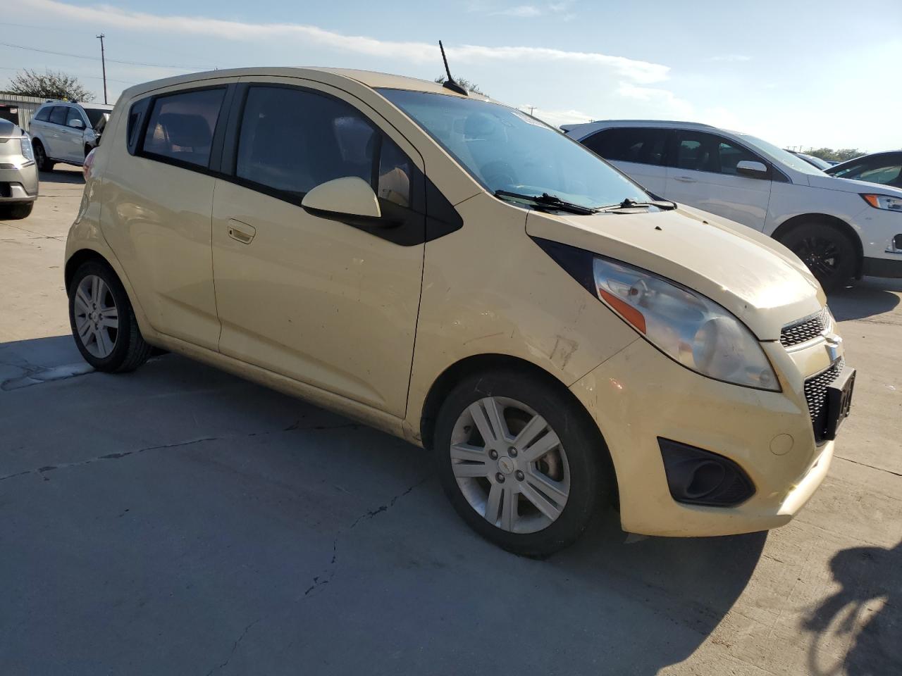 KL8CD6S92EC437867 2014 Chevrolet Spark 1Lt