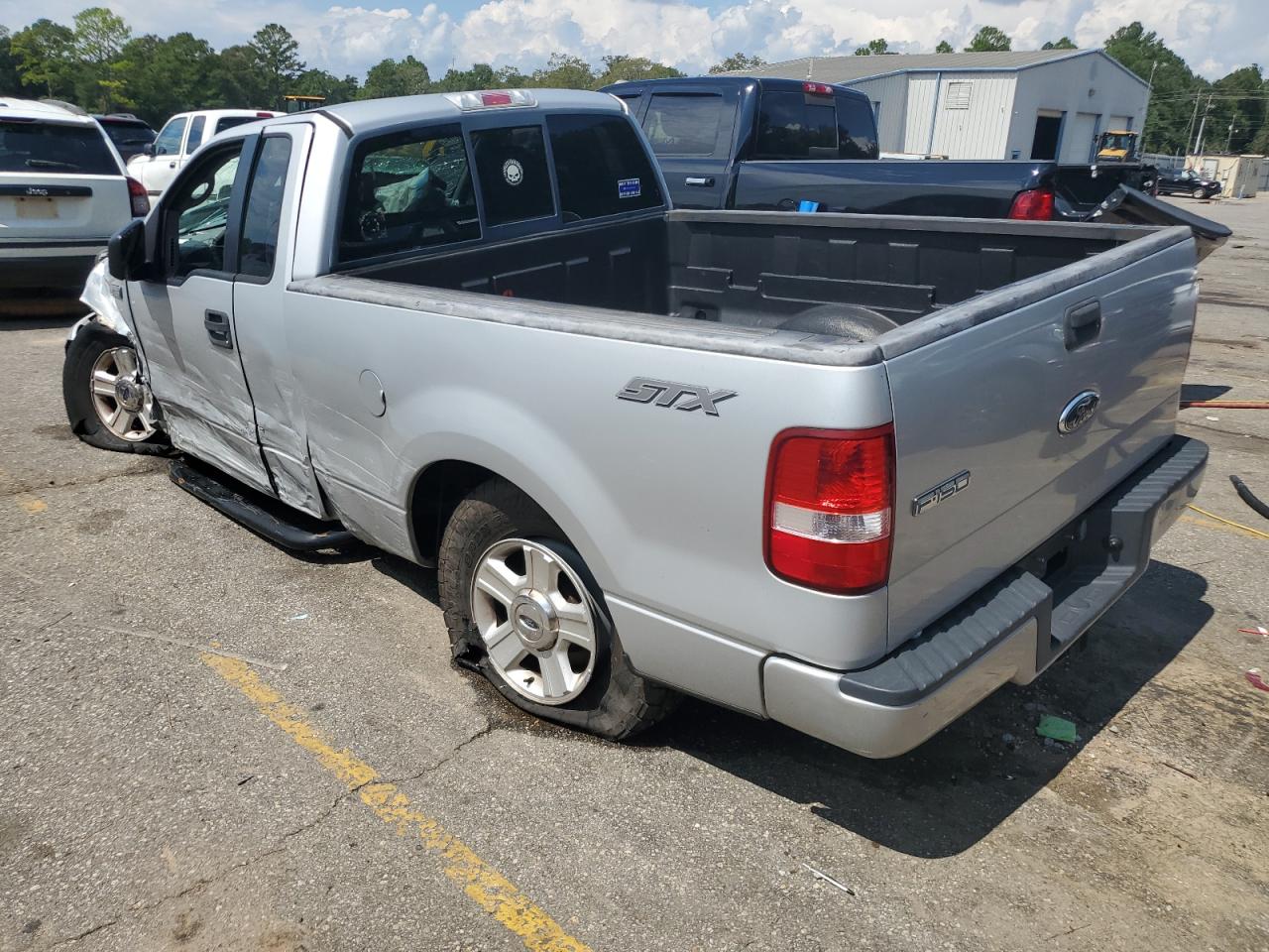 2006 Ford F-150 - Image 2