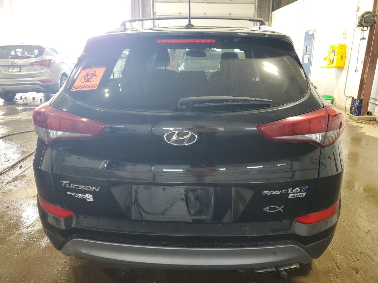 KM8J3CA25HU358708 2017 Hyundai Tucson Limited