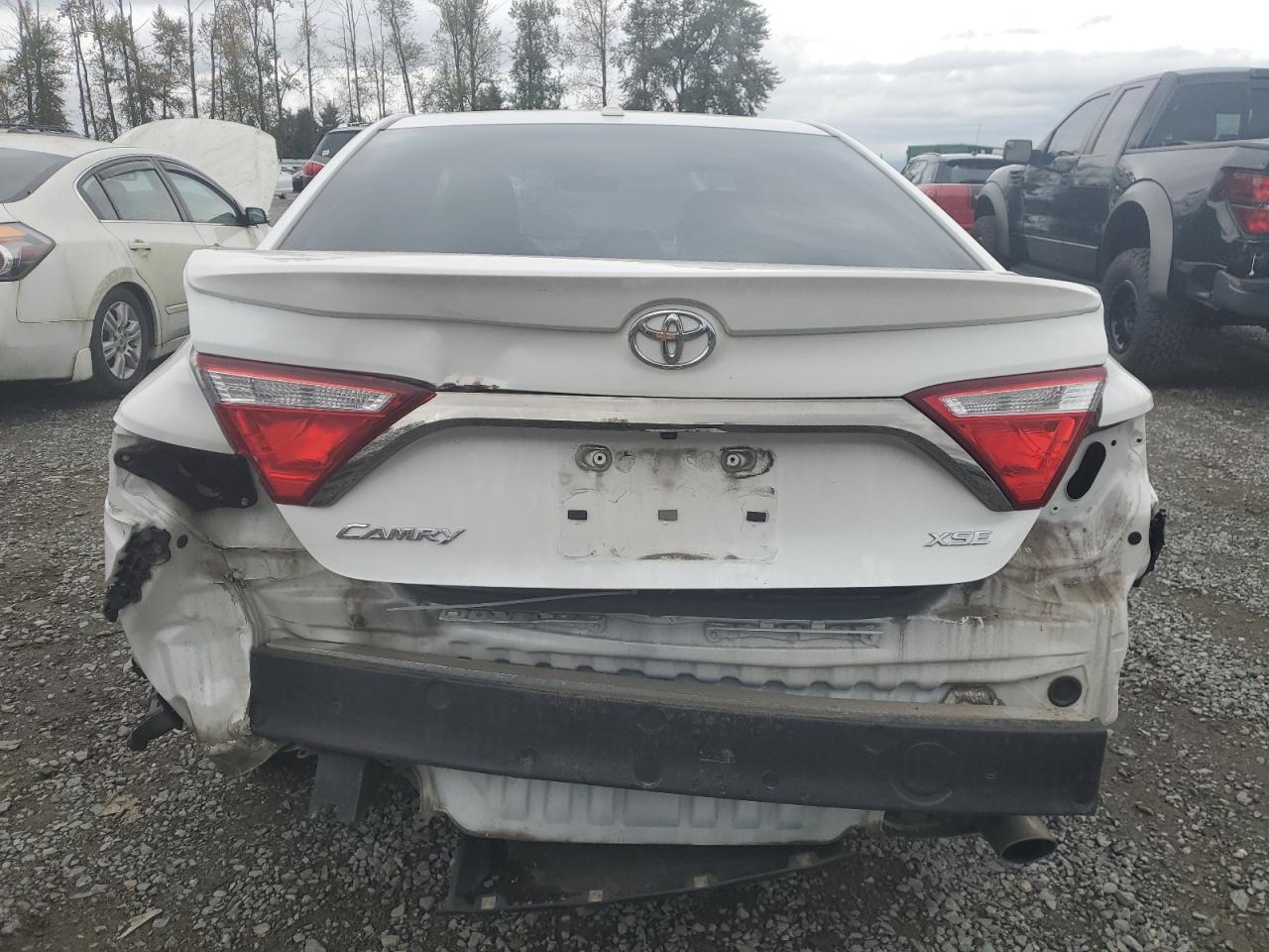 2016 Toyota Camry Le VIN: 4T1BF1FK8GU172121 Lot: 69657714