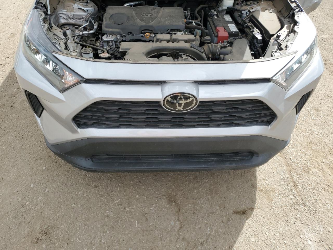 2T3F1RFV5MW141937 2021 Toyota Rav4 Le