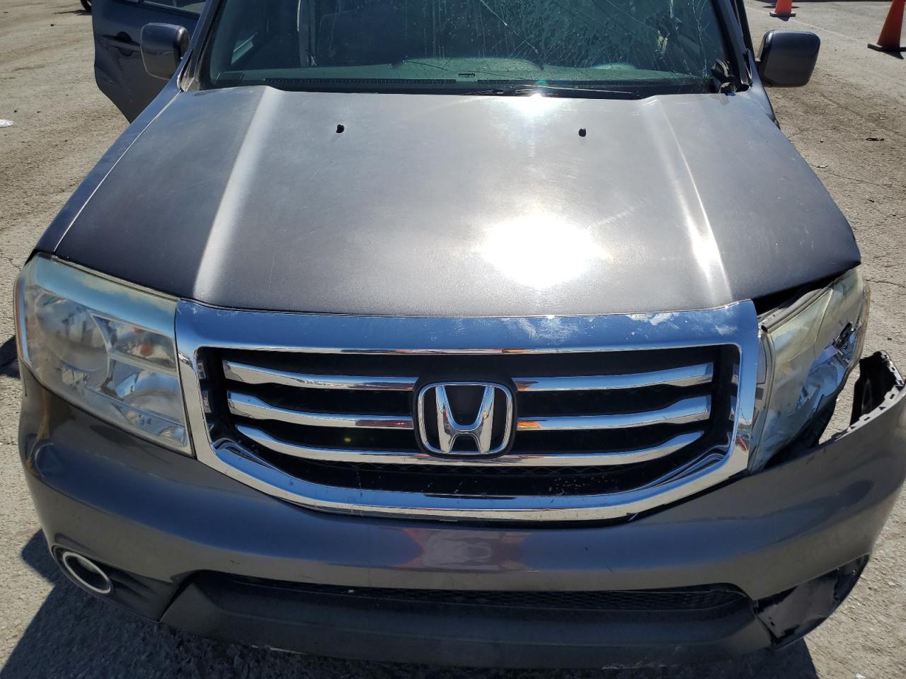 5FNYF4H30FB014370 2015 Honda Pilot Se