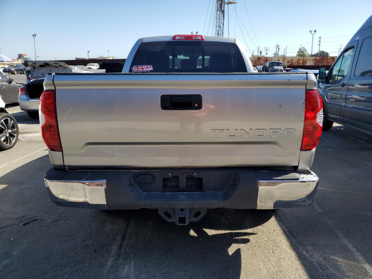 5TFRY5F11JX239899 2018 Toyota Tundra Double Cab Sr