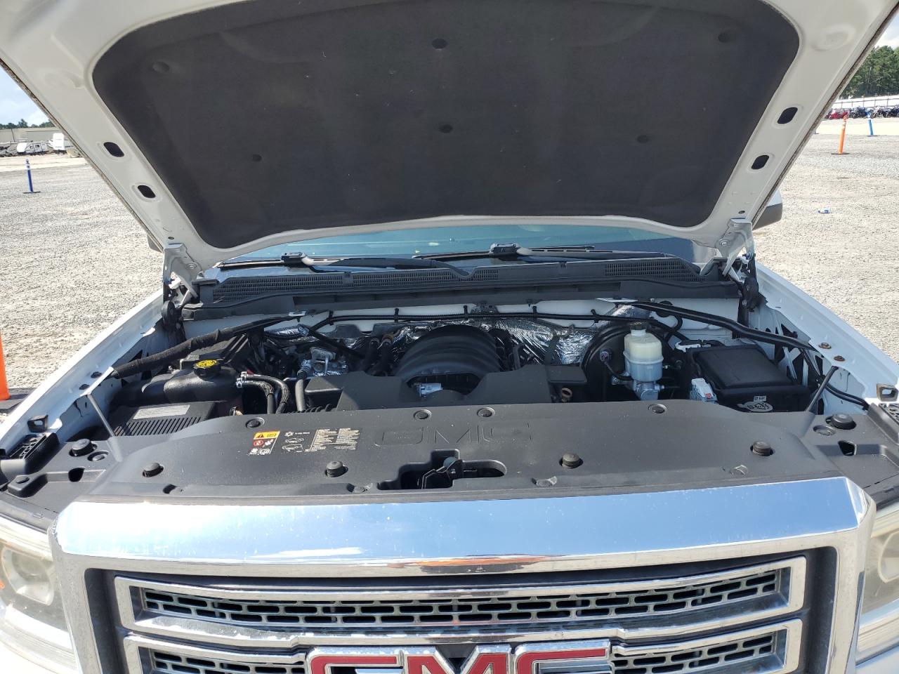 1GTR1UEC1FZ380582 2015 GMC Sierra C1500 Sle