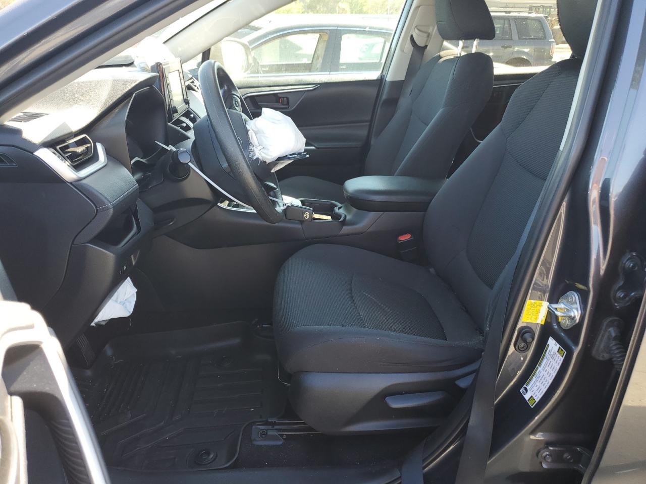 2019 Toyota RAV 4 - Image 7