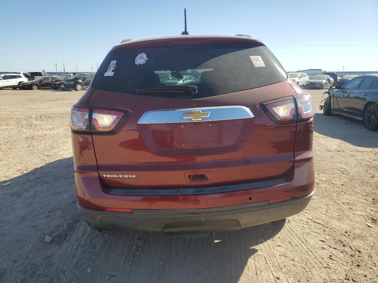 1GNKRGKD2HJ294991 2017 Chevrolet Traverse Lt