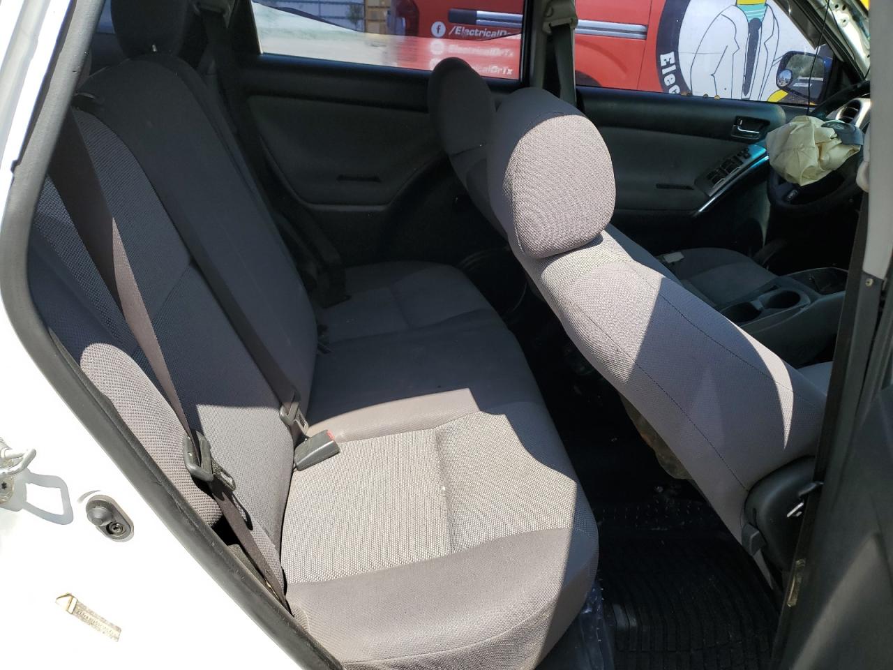 2003 Toyota Corolla Matrix Xr VIN: 2T1KR32E03C000695 Lot: 71465944