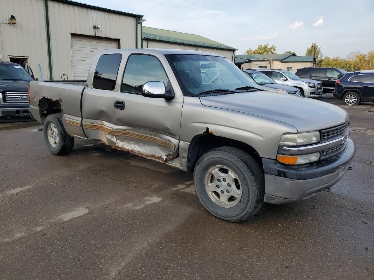 2001 Chevrolet Silverado - Image 4