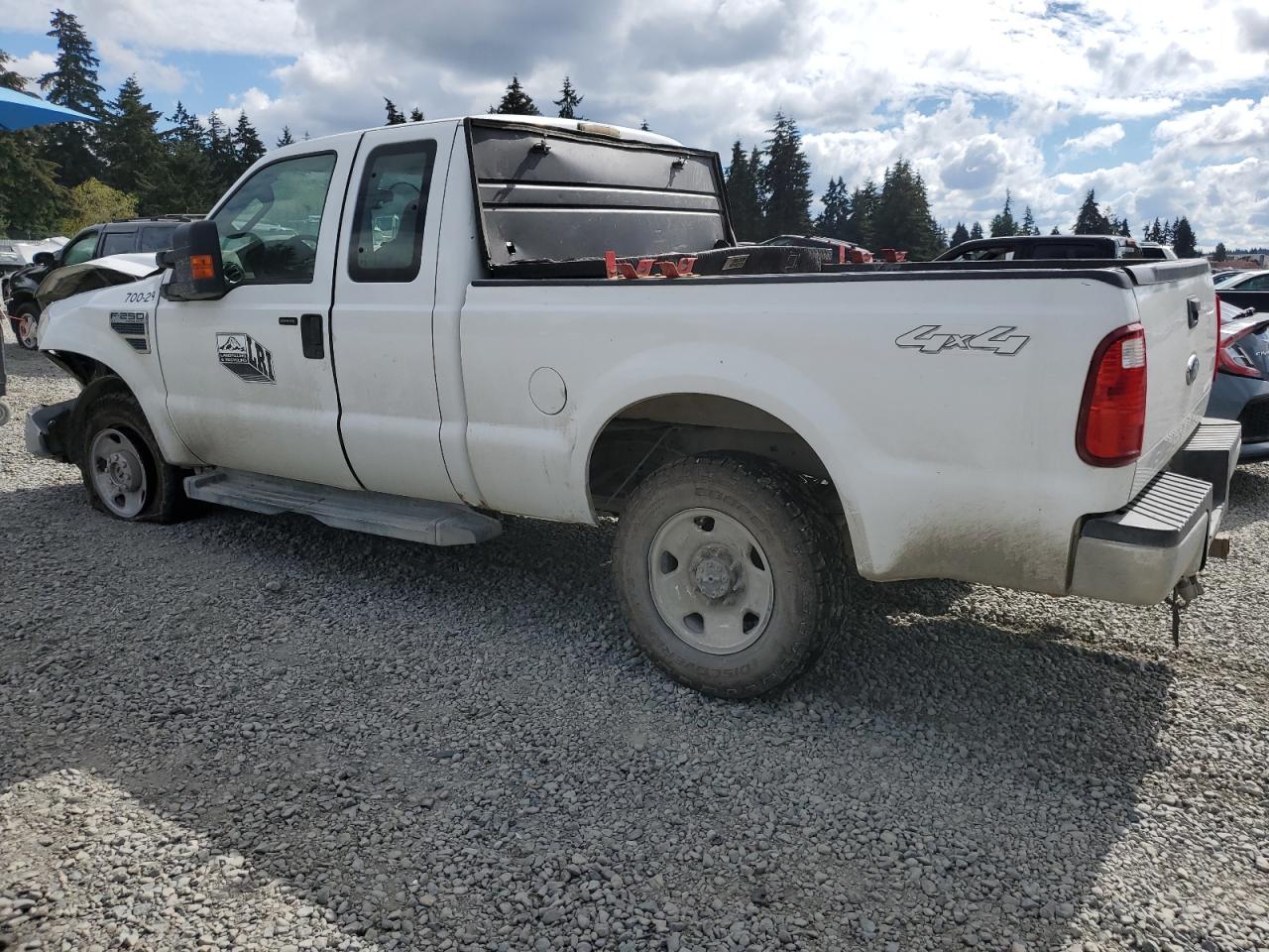 2008 Ford F250 - Image 2