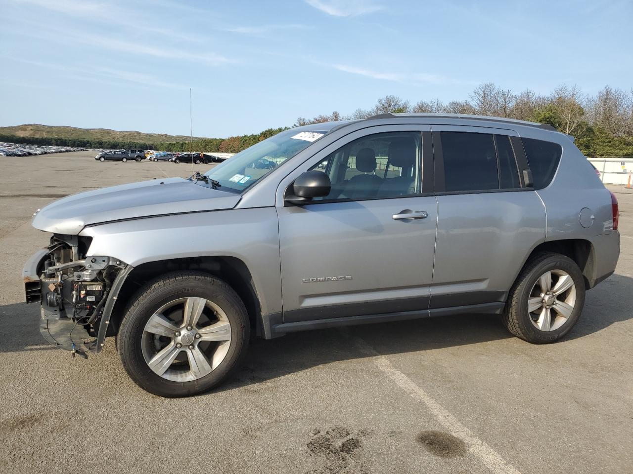 1C4NJDBB9FD316751 2015 JEEP COMPASS - Image 1